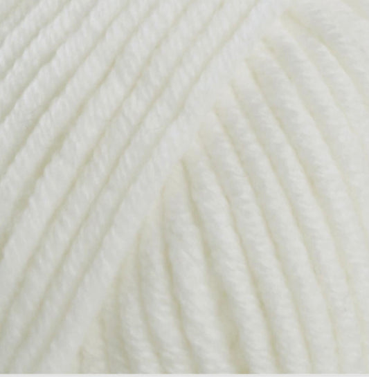 FiddLesticks Superb Big Knitting Yarn Off White 70802